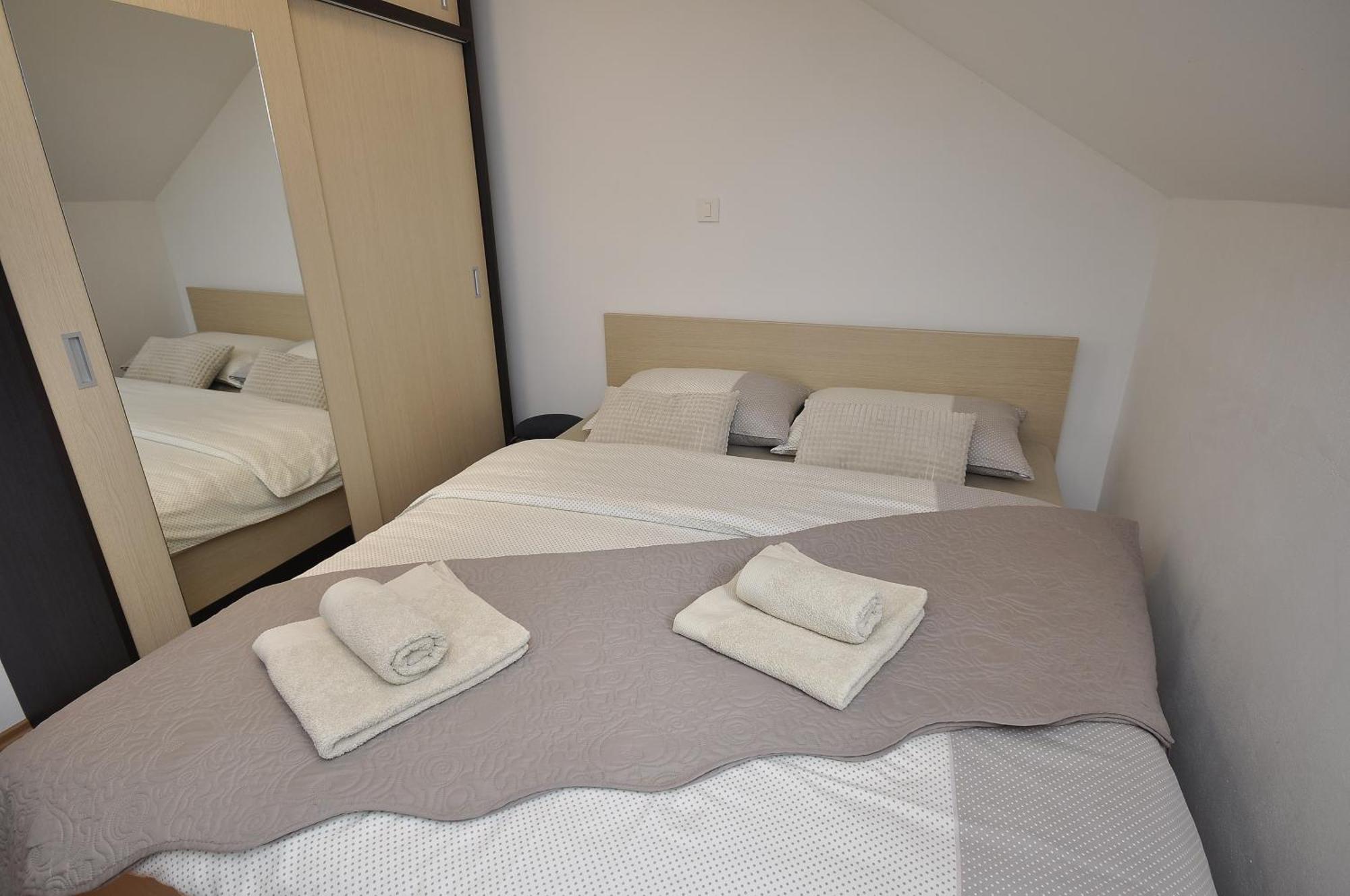 Holiday House Marija Villa Otočac Esterno foto